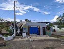 Angin Puting Beliung Terjang Desa Margomulyo, 94 Rumah Rusak