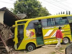 Kecelakaan Maut di Jalan Raya Pati-Tayu, 1 Tewas dan 2 Luka-Luka