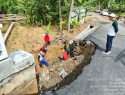 Curah Hujan Tinggi Sebabkan Pondasi Jembatan di Desa Pelemgede Rusak