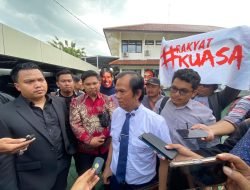 Kuasa Hukum Botok dan Teguh Istiyanto Pertanyakan Dakwaan Jaksa di Sidang Perdana