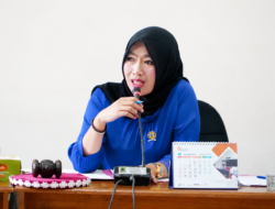 Tinjau Jalur Gadudero-Sukolilo, Siti Maudluah Soroti Drainase yang Tak Berfungsi Maksimal