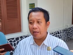 Bandang Minta Penanganan Rob Perhatikan Masa Depan Anak-anak Pesisir