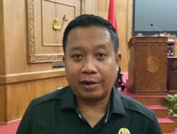 Jangan Wariskan Rob, Teguh Bandang Minta Pemda Pikirkan Tumbuh Kembang Anak Pesisir